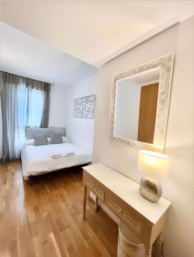 Ancora Frontbeach Luxury Apartment Тоса-де-Мар Екстер'єр фото